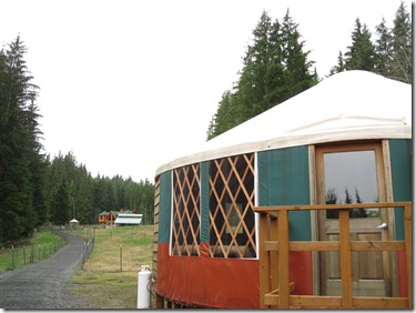 Yurt, Paca Pride Guest Ranch, Mountain Loop